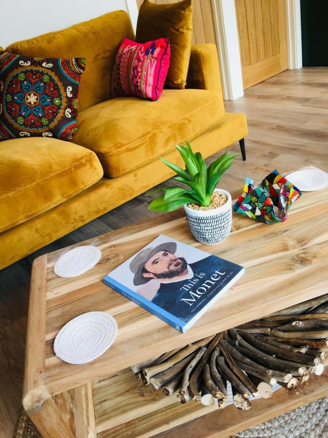 The Art Attic A Stylish Boutique Apartment Builth Wells Ngoại thất bức ảnh
