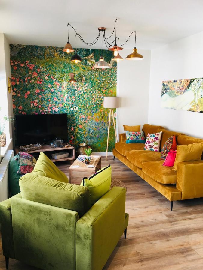 The Art Attic A Stylish Boutique Apartment Builth Wells Ngoại thất bức ảnh